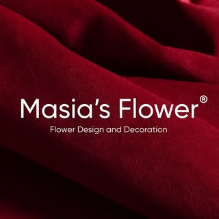 Masia's Flower logo