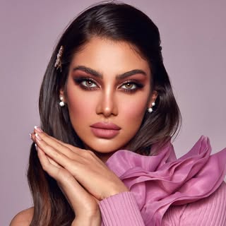 Sarah Basharaheel Makeup logo