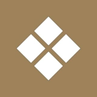 White Beauty Lounge logo