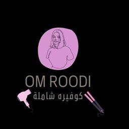 Om Roodi Makeup Artist logo