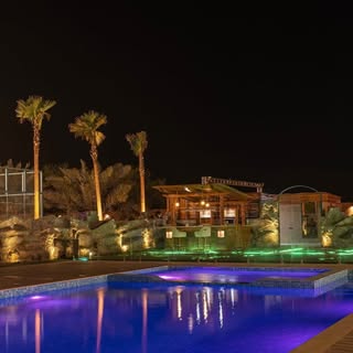 منتجع المشاعر logo