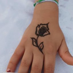Arwa Henna logo