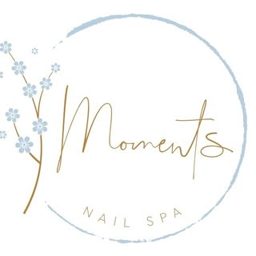 Moments Salon logo