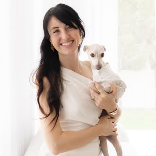 That Lady with a Dog logo