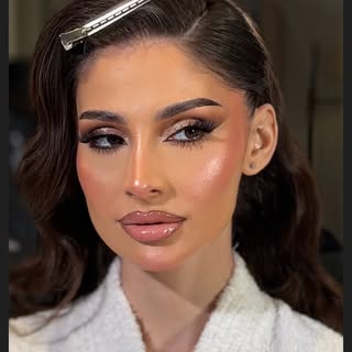 Norah Al-Maimouni Makeup logo