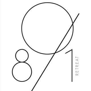 891RETREAT logo
