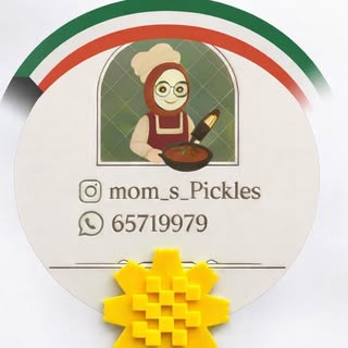 Mom's Pickles logo