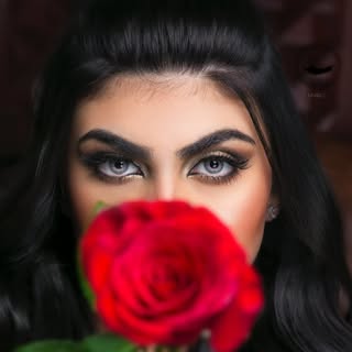 Eman Makeup Artist logo